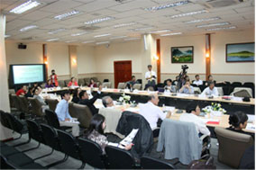 モンゴルでの公開セミナー(2012年7月20日)